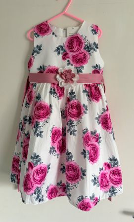 Kleid / Röckli pink Rosen 8J Gr. 134, neu!