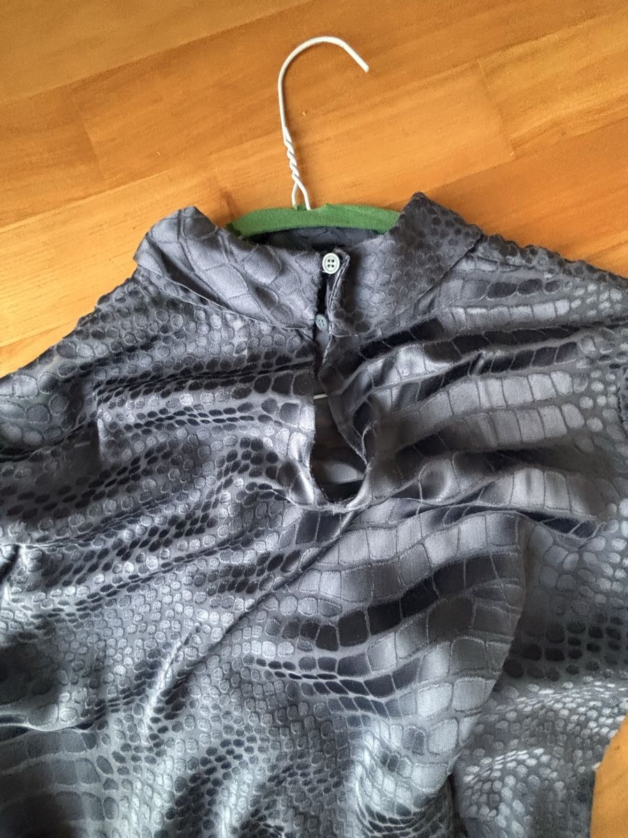 Camicette: Reiss Silk blouse dove blue  – Nuovo (secondo la descrizione) da Wetzikon ZH venduto da joh_5g28 1
