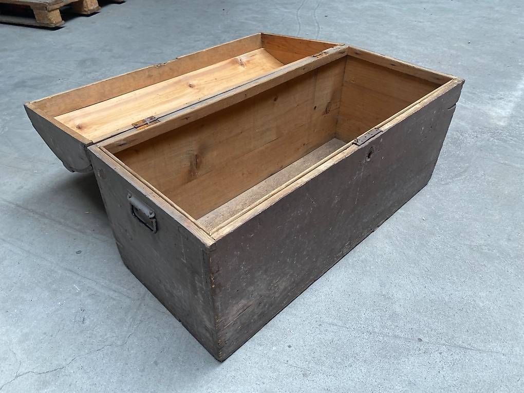 Cassapanche: Ancien Coffre/Malle en bois – Usato da Chamoson venduto da a_laroyale 1
