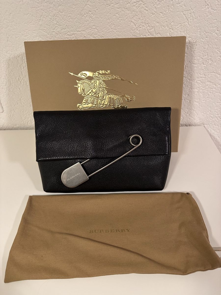 Burberry Sacs femmes: Burberry Pin Clutch – Neuf (Voir description) à Meiringen par sabti 6