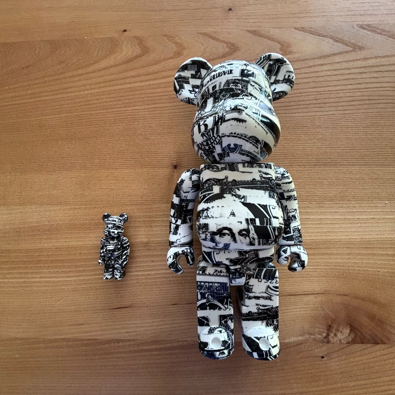 Statuette: Bearbrick Kosuke Kawamura 100% & 400% – Usato da Fehraltorf venduto da leonlohrer