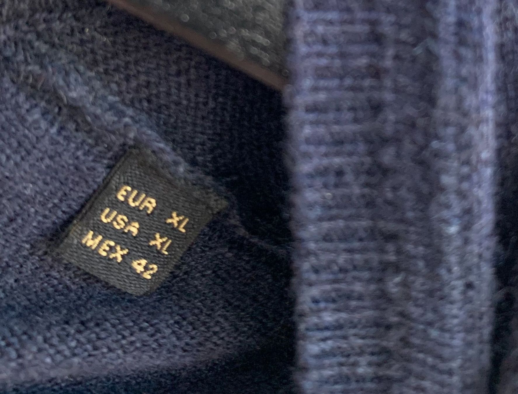 Massimo Dutti Pullover & Sweatshirts: Herren Strick- Pullover von Massimo Dutti – Gebraucht aus Bern von Fraeuleinhonig 3