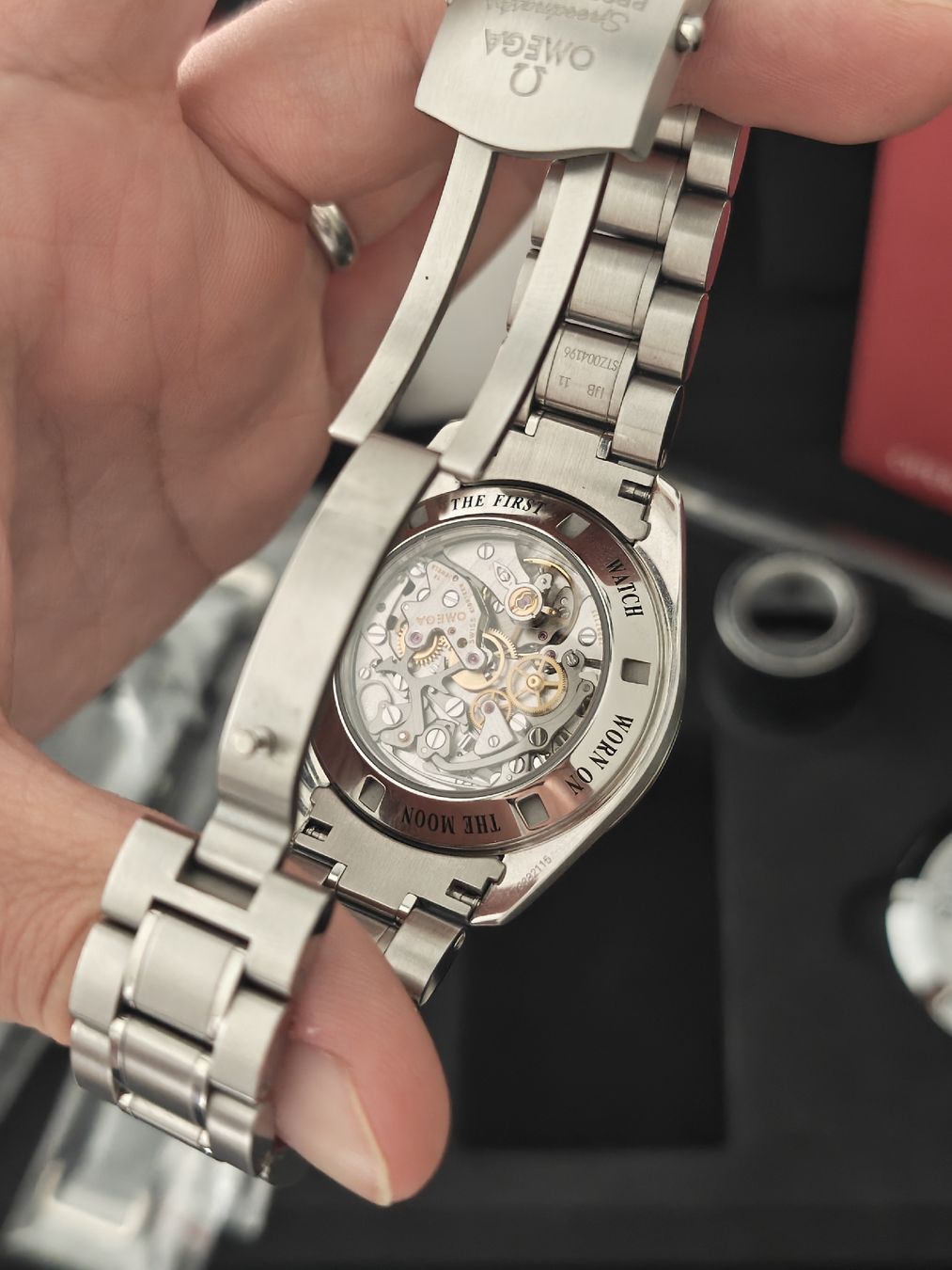 Omega Montres: Omega Speedmaster Sandwich|Bigbox 2020 Fullset mit Rechnung – Neuf (Voir description) à Oetwil am See par Dani_Yele 4
