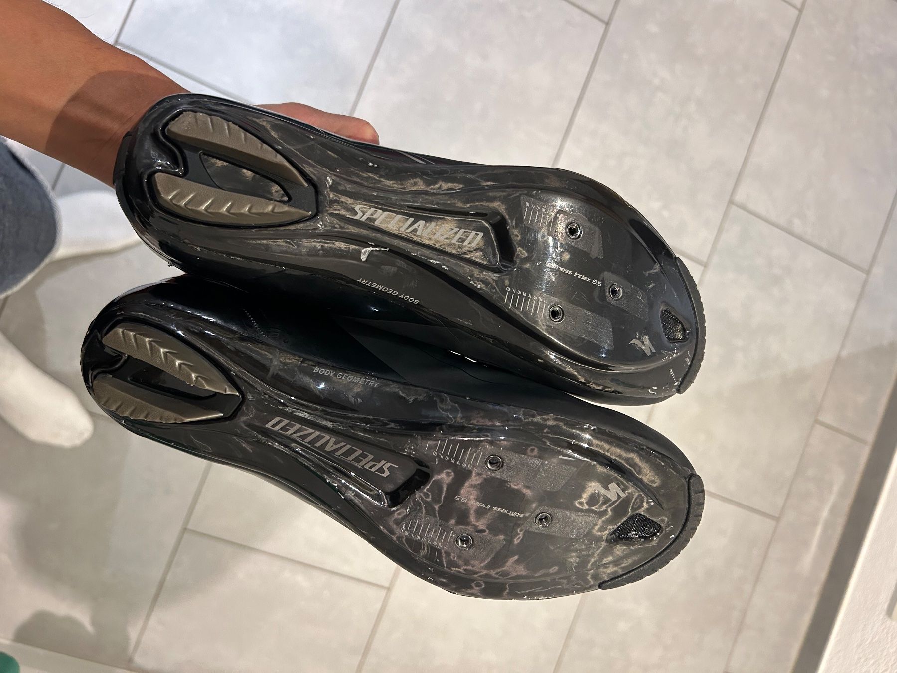 Specialized Herrenschuhe: Velo Schuhe Specialized 44 – Gebraucht aus Schwarzenbach SG von Steal84 2