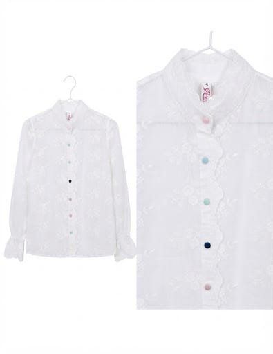 Camicette: Wunderschöne weisse Bluse mit feinen Details – Nuovo (secondo la descrizione) da Dürnten venduto da Chiccc-CH