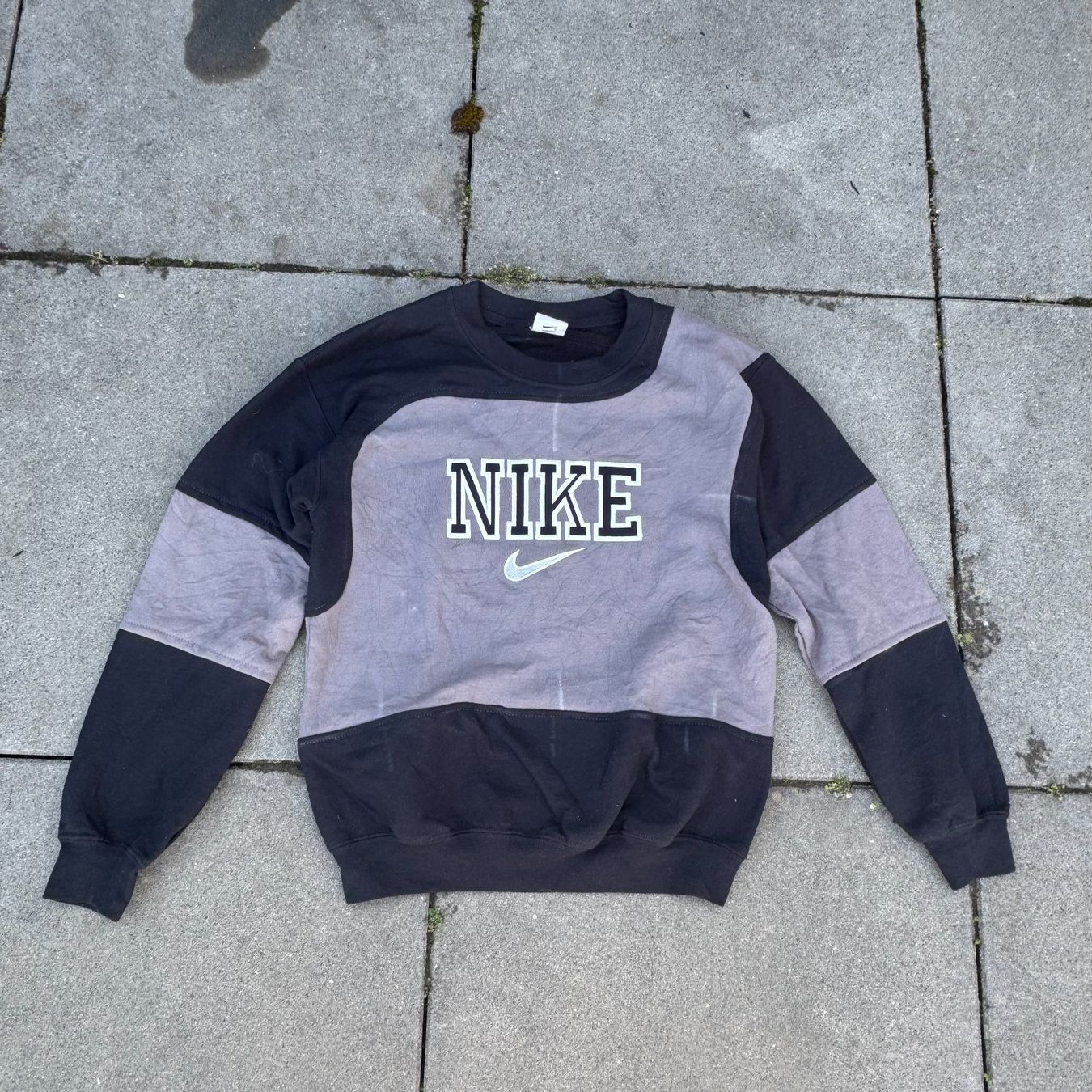 Maglioni & Felpe: Reworked vintage Nike sweatshirt pull pullover – Usato da St. Gallen venduto da sourced_limited