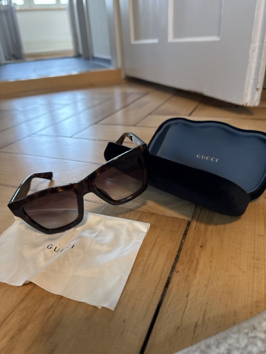Gucci Brillen & Gläser: Gucci Sonnenbrille tortoise  – Gebraucht aus Muri b. Bern von Helenassecondhand