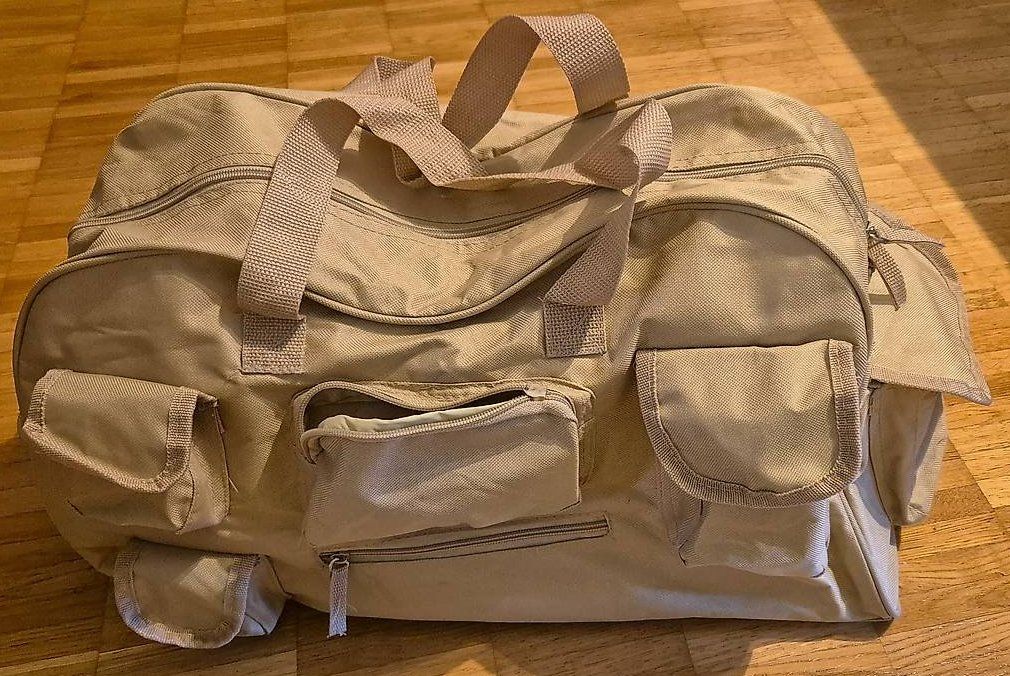 Sacs: Neue, unbenutzte Reisetasche – Neuf (Voir description) à Unterägeri par R_66 2