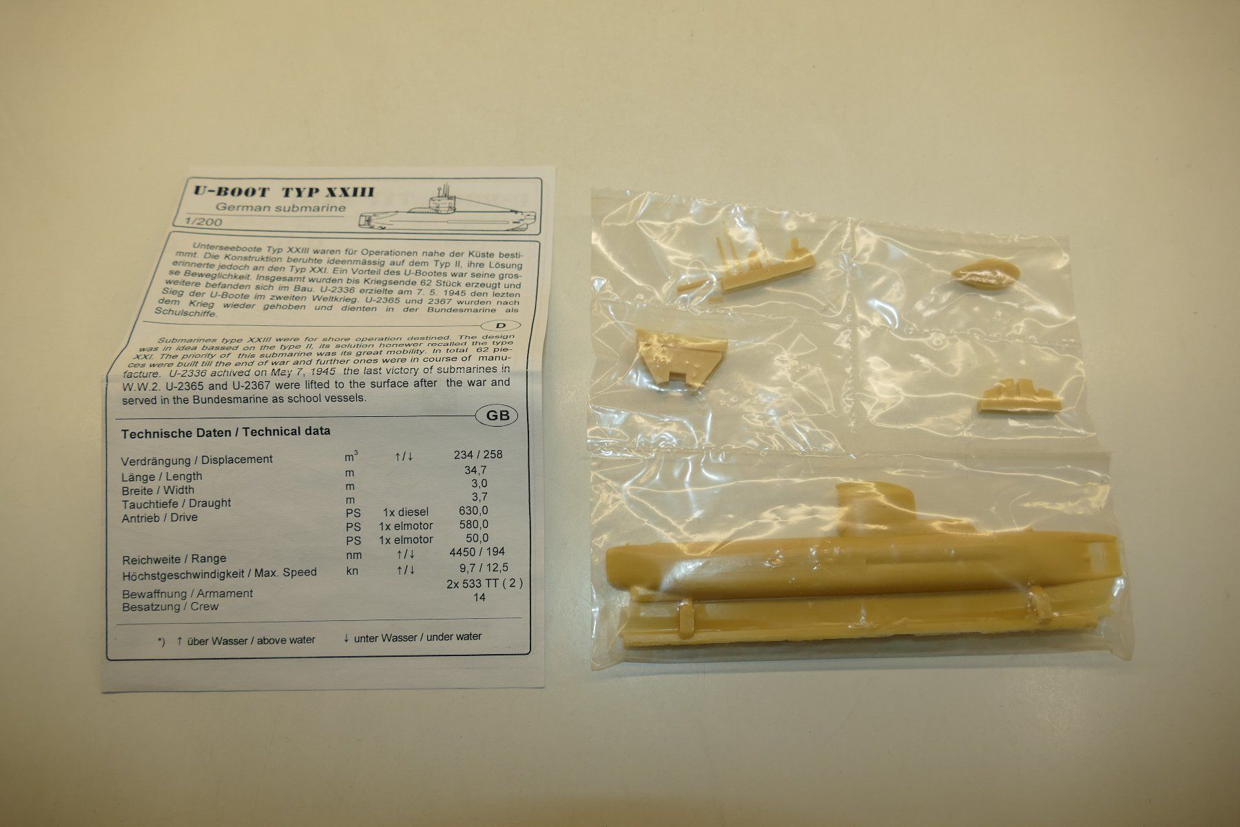 Kit di modellismo & Modellini statici: Artitec 1:200: Deutsches U-Boot Typ XXIII – Nuovo (secondo la descrizione) da Niederhasli venduto da rail-duerst 1