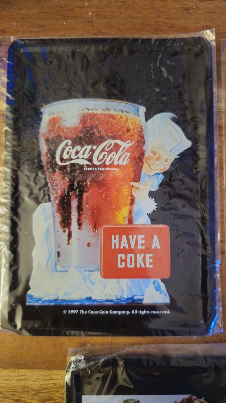 Cartoline: 3 Coca-Cola Metallpostkarten, neu, originalverpackt – Nuovo e nell'imballaggio originale da Oberengstringen venduto da Asteroid56 2