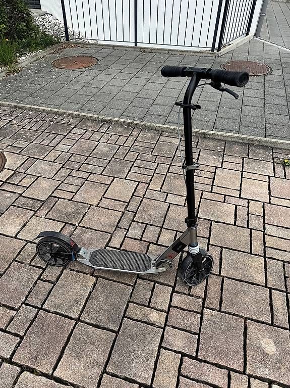 Oxelo Kickboard: Oxelo Scooter – Usato da Hendschiken venduto da gfc_81