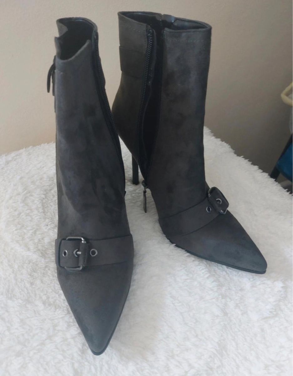 Damenschuhe: Stiletto dunkelgrün suede  – Gebraucht aus Schaan von kri_tsw8 2