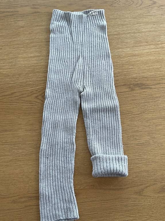 Pantaloni: Mitwachsende Strickhose von STRICKGUT 1-3 Jahre – Usato da Schindellegi venduto da Erna_B.