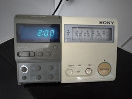 Sony Radiowecker ICF-C550, Top Zustand, Vintage Rarität