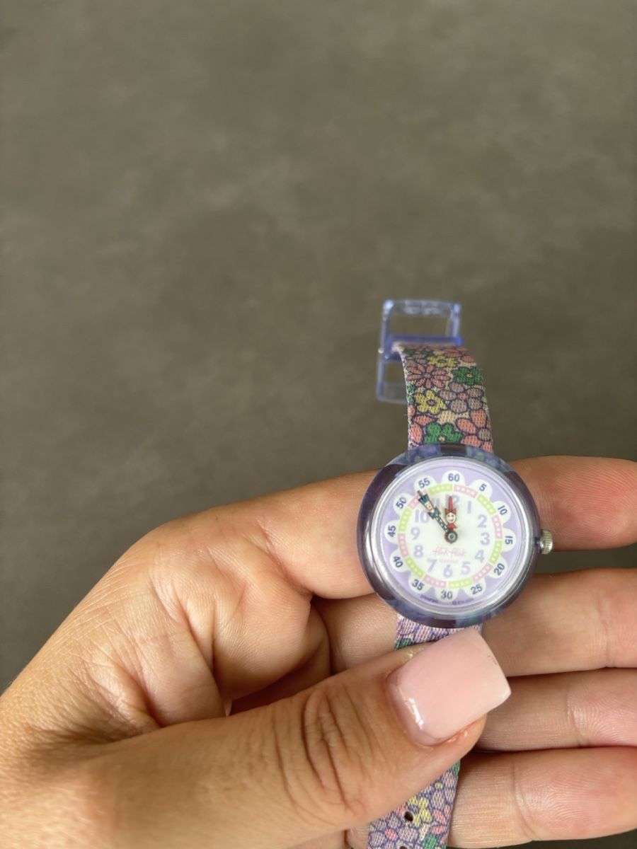 Flik Flak Orologi: Kinderuhr Flick Flack mit Blumenmuster gebraucht – Usato da Lüsslingen venduto da Ricodinho