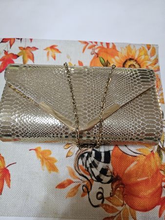 Superbe pochette dorée à chaîne, comme neuve! ✨ 44