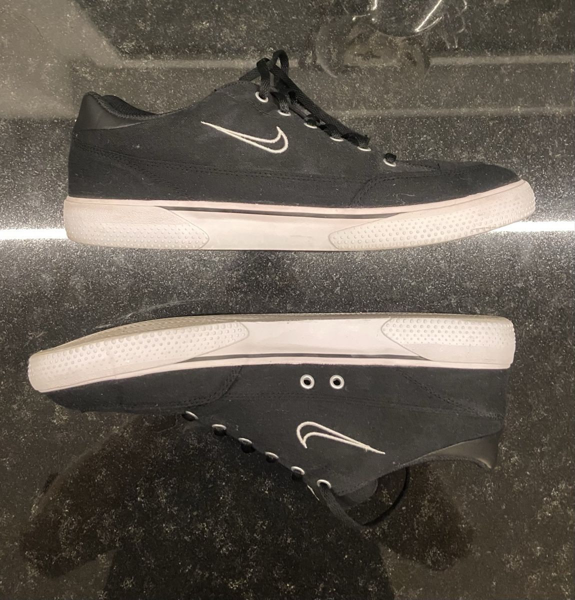 Nike Scarpe da uomo: Nike Sneaker, Grösse 46 - Top Zustand! – Nuovo (secondo la descrizione) da Chur venduto da Schwarzwiisrooot 1