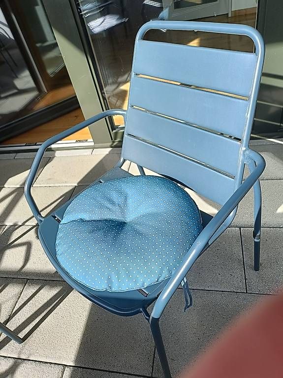 Tavoli: Table de jardin et 4 chaises  – Usato da Biel/Bienne venduto da sap_cc8b 2