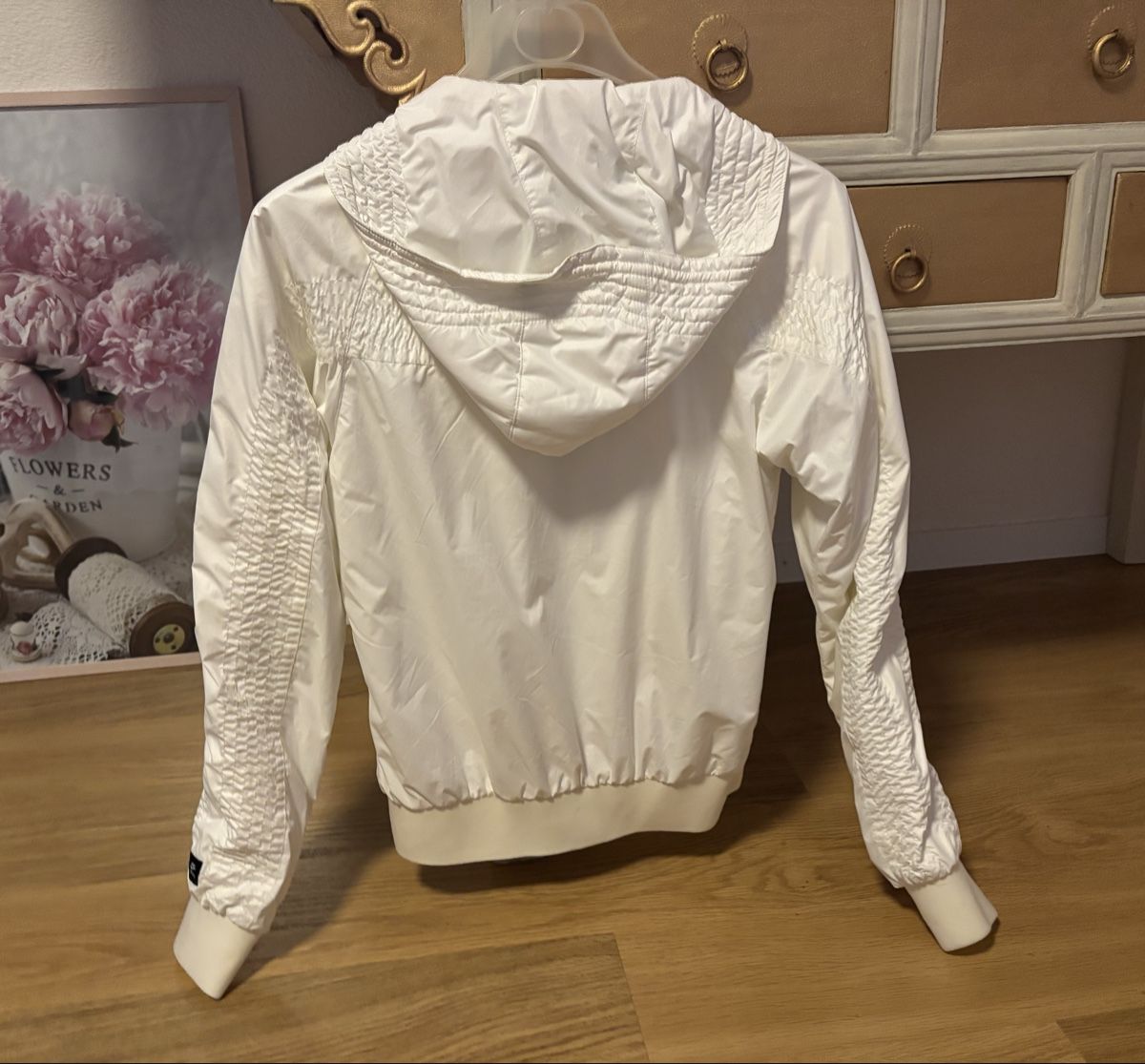 Nike Giacche: Nike Jacke, neuwertig, – Usato da Baden venduto da Tiffany6878 1