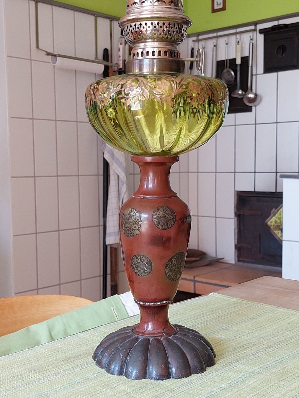 Lampes: schöne alte Petroleumlampe – D'occasion à Baldingen par oliho 1