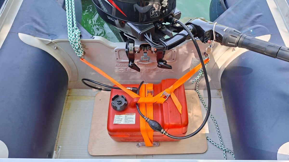 Honda Barche: Honda Marine Schlauchboot mit Suzuki Aussenborder  – Usato da Oberhasli venduto da Klimaprofi_ch 2