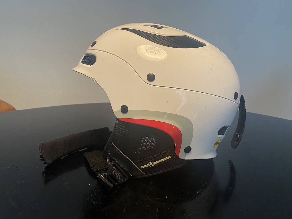Caschi: Sweet Protection Skihelm, weiss, Grösse M – Usato da Zürich venduto da KilianUlm 2