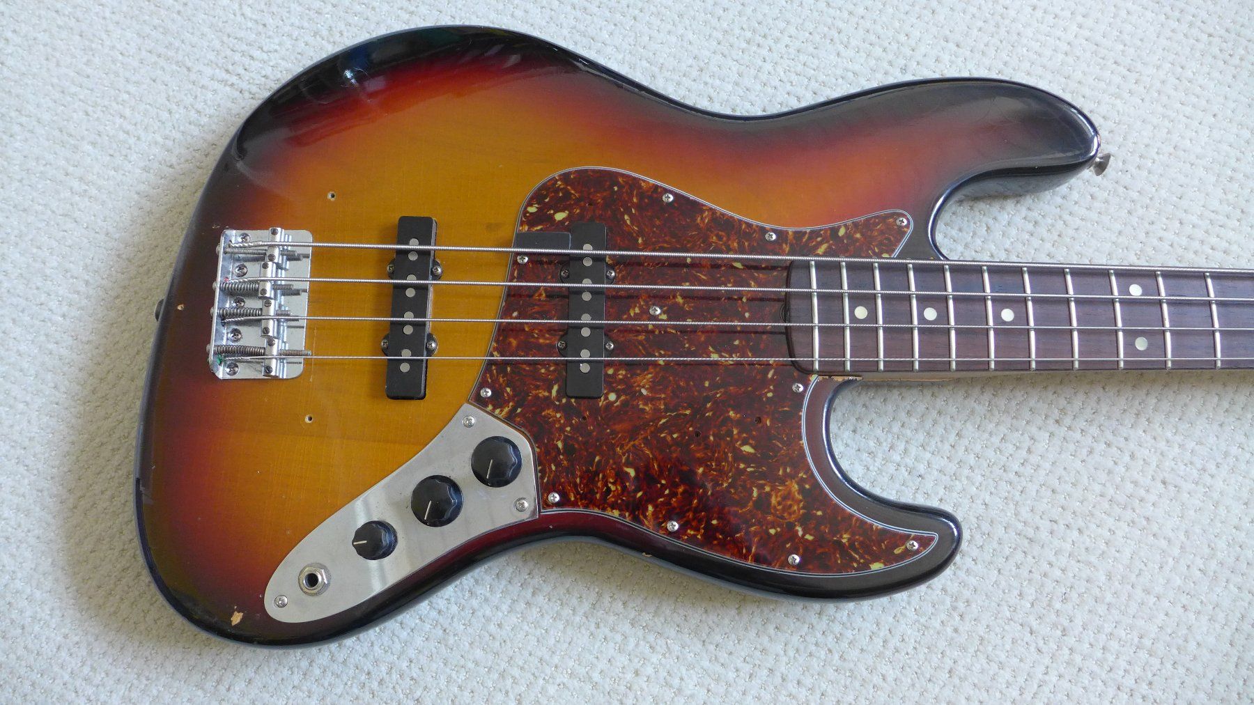Fender Musikinstrumente: FENDER Precision/Jazz Bass 1966 – Gebraucht aus Steinhausen von 351bb 1