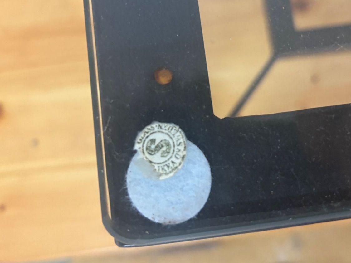 Tavoli: Glastisch mit Metallgestell – Usato da Wettingen venduto da Wendemarket 2