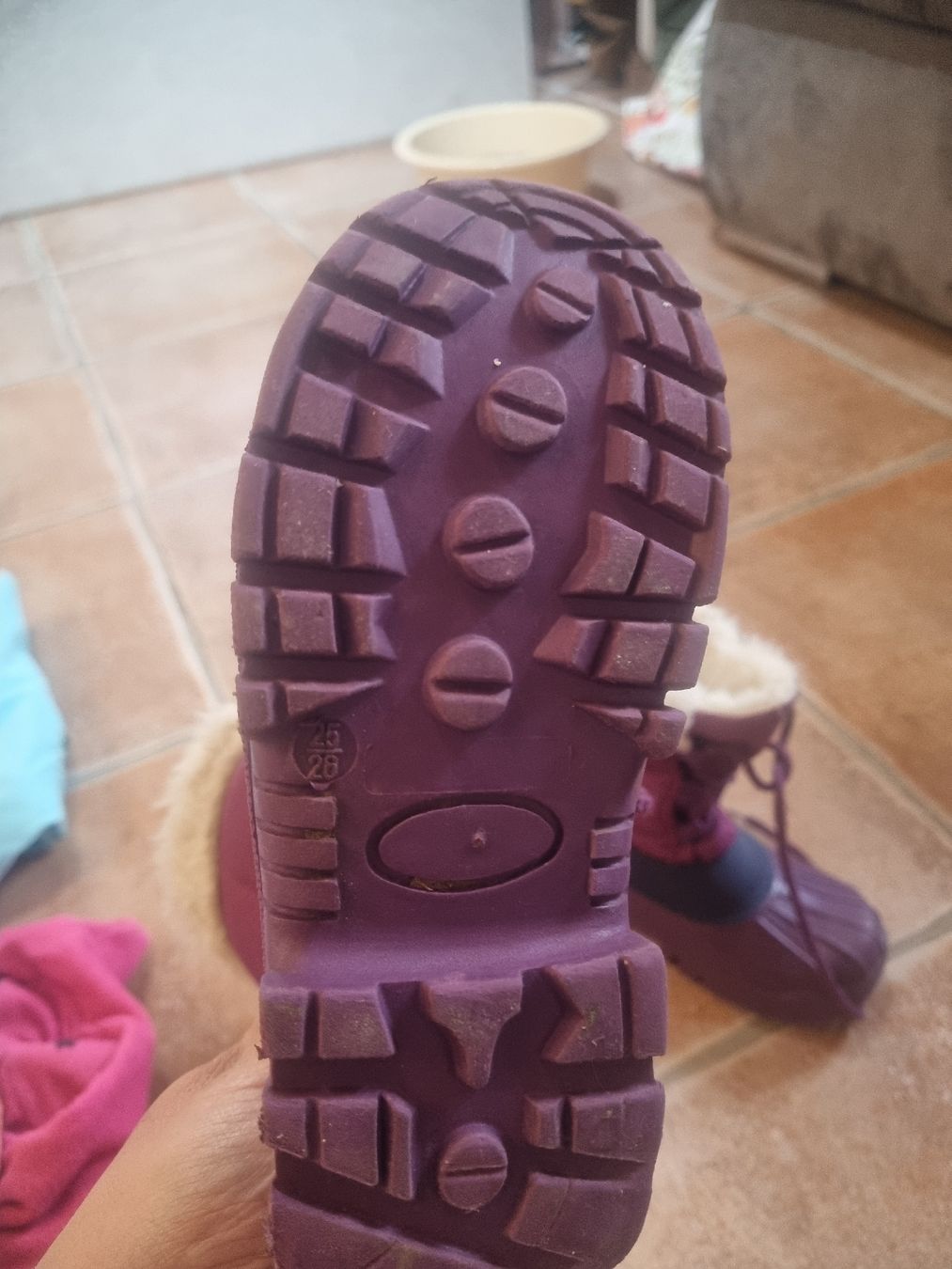 Scarpe per ragazze: bottes hiver 25-26 – Usato da Rennaz venduto da mar_9c85 2