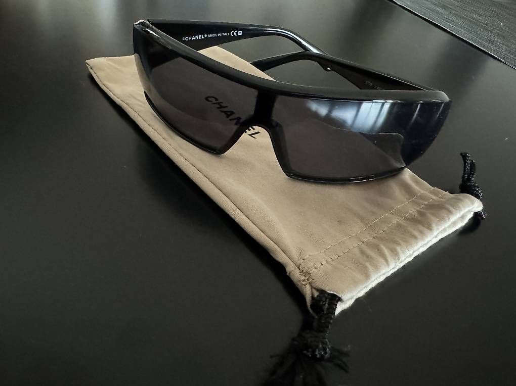 Occhiali & Lenti: Lunettes de soleil CHANEL – Usato da Lausanne venduto da pierro06