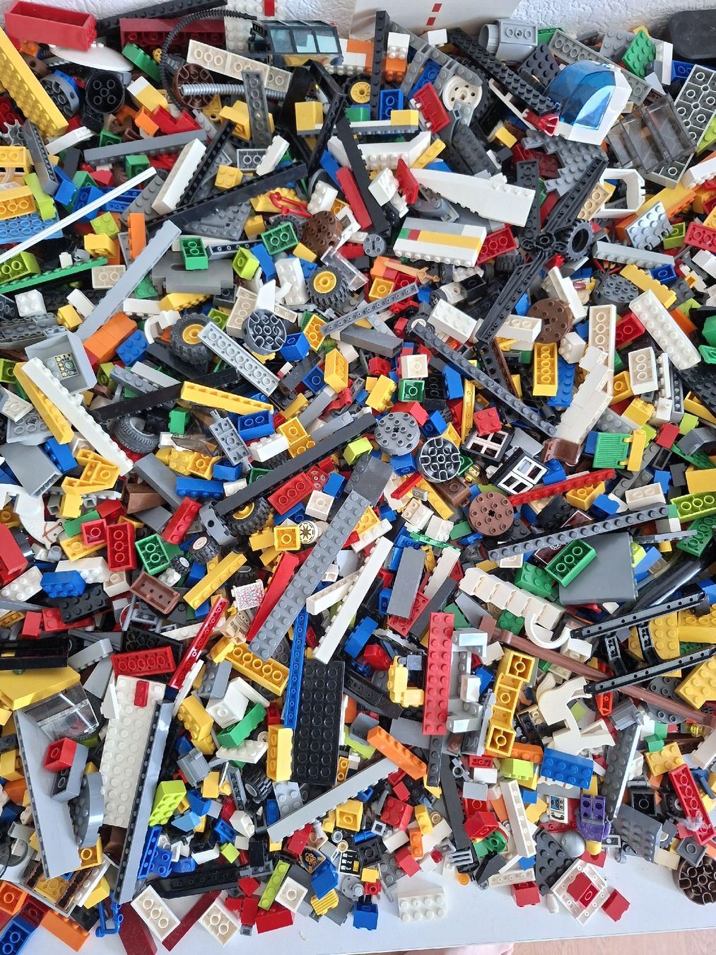 Lego Kit di costruzioni: 10.6 kg Lego Kiloware – Usato da Chur venduto da bananaaa 2
