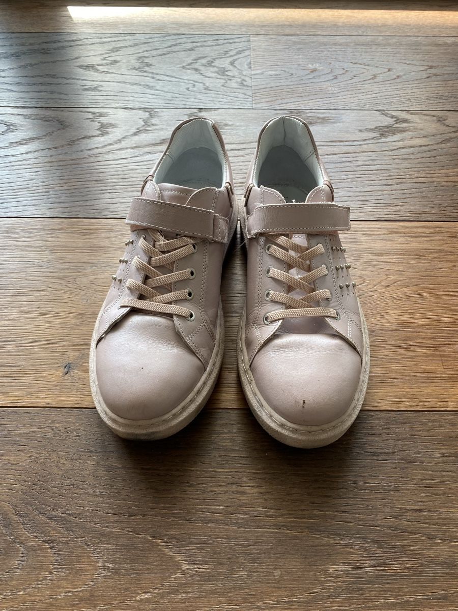 Schuhe für Mädchen: Halbschuhe Mädchen – Gebraucht aus Pfäffikon ZH von aveo14