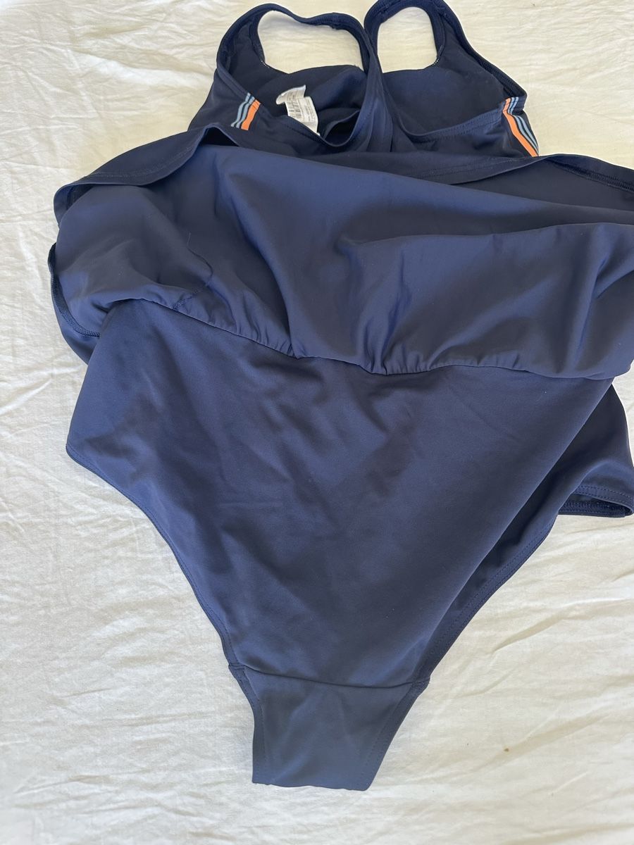 Decathlon Costumi da bagno & Bikini: Mädchen Nabaiji Badeanzug Gr S – Usato da Bern venduto da kingmanish 3
