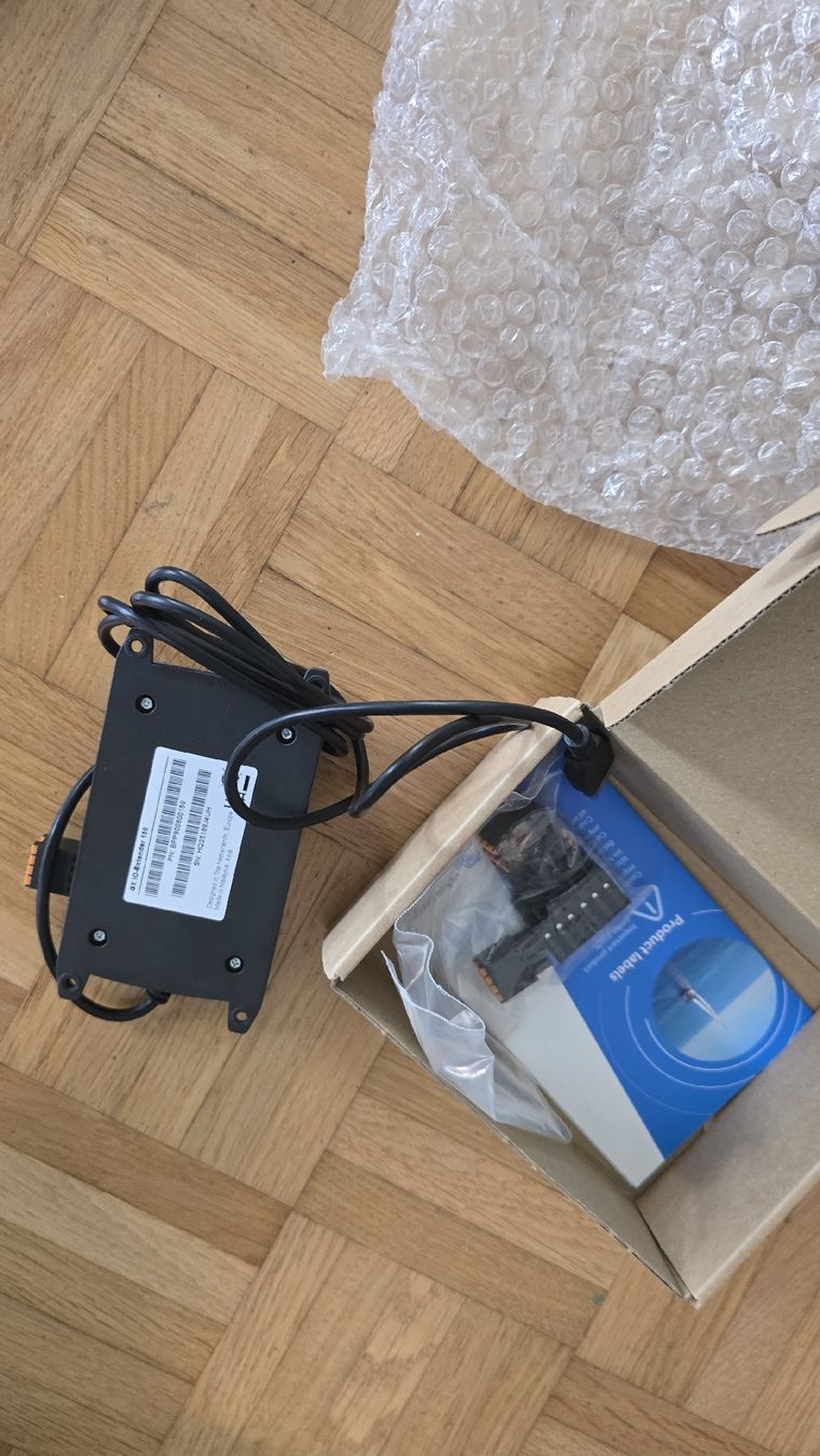 Victron Dispositivi a energia solare: Victron Energy GX IO-Extender 150 – Nuovo e nell'imballaggio originale da Zürich venduto da rolf290 2