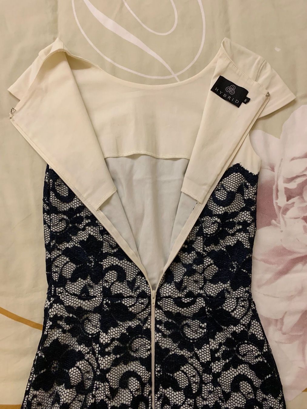 Asos Vestiti: Kleid HYBRID FASHION – Usato da Zürich venduto da ThaliaL 3