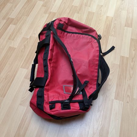 Reisetasche The North Face Base Camp rot gebraucht top 