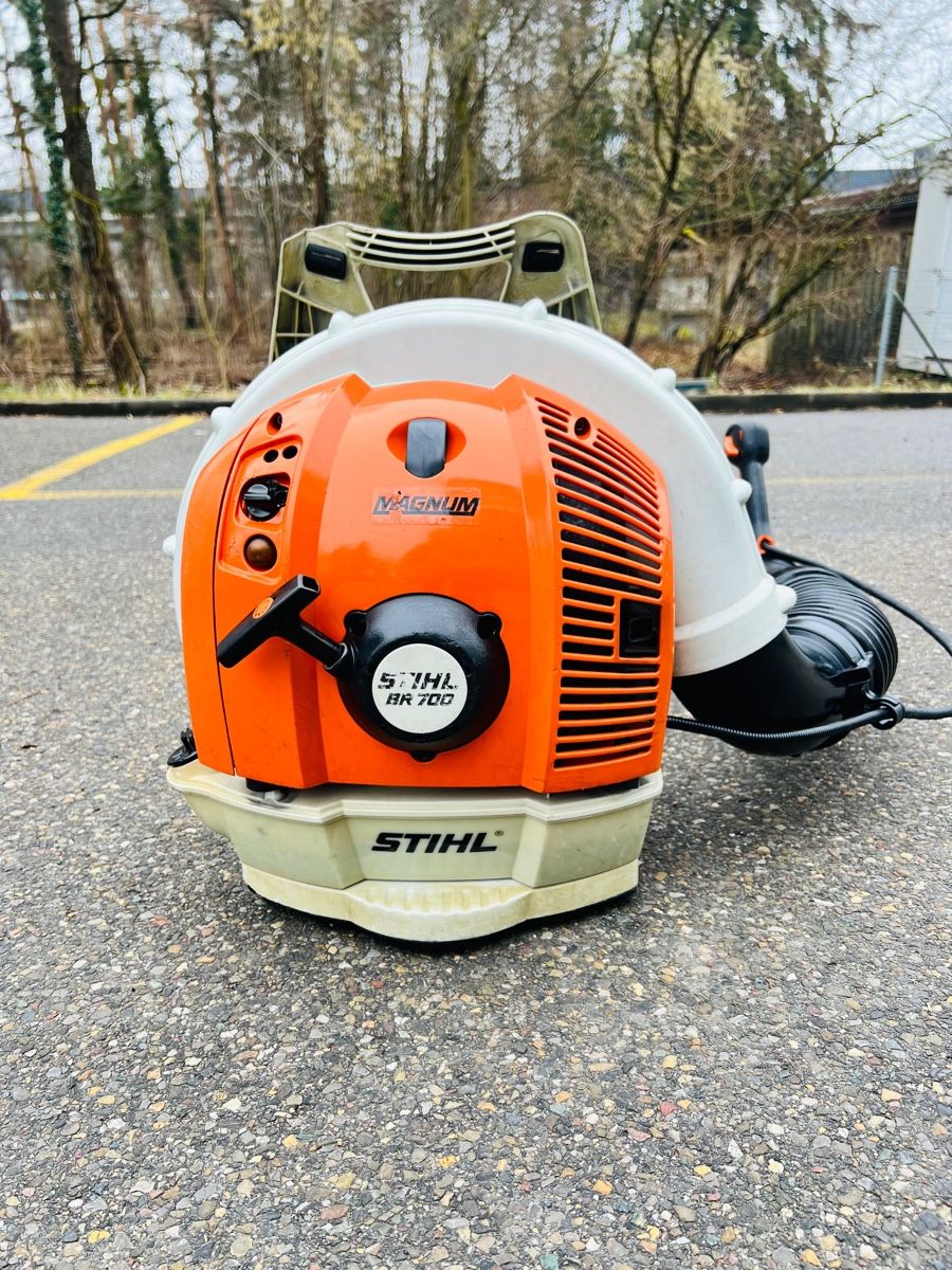 Stihl Soffiatori & Aspiratori per foglie: Laubbläser Stihl Br 700 – Usato da Urdorf venduto da mas_5wfz 4