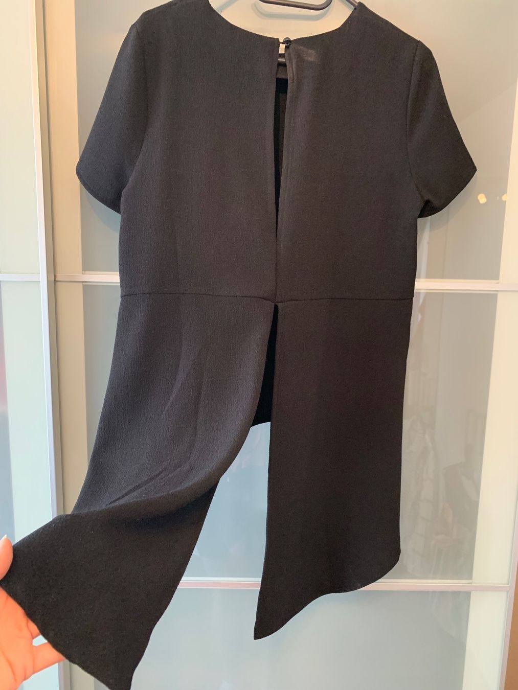 T-Shirts: Neues elegantes Oberteil Farbe Schwarz, Grösse M – Neu (gemäss Beschreibung) aus Einsiedeln von important__ 2