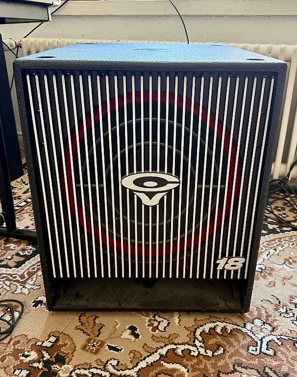 Casse acustiche: Cerwin Vega aktives PA - 18" Subwoofer mit 2 oder 4 Tops – Usato da Zürich venduto da voicemusic