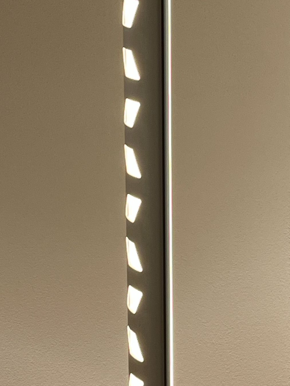 Lampen: Designer-Stehlampe Aluminium matt – Gebraucht aus Baden von die_9vf9 4