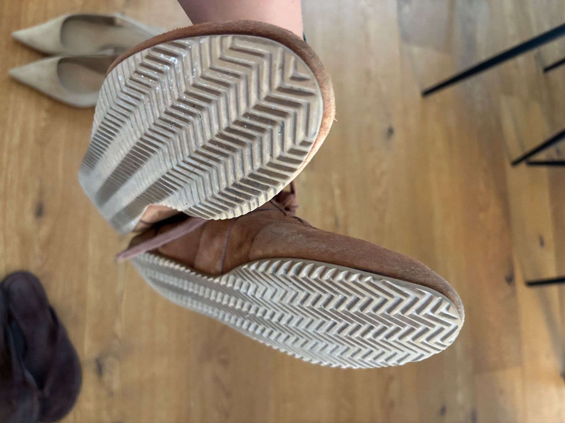 Reformation Scarpe da donna: Reformation Suede Shoes Size 38 – Usato da Herrliberg venduto da tylerdurden 4