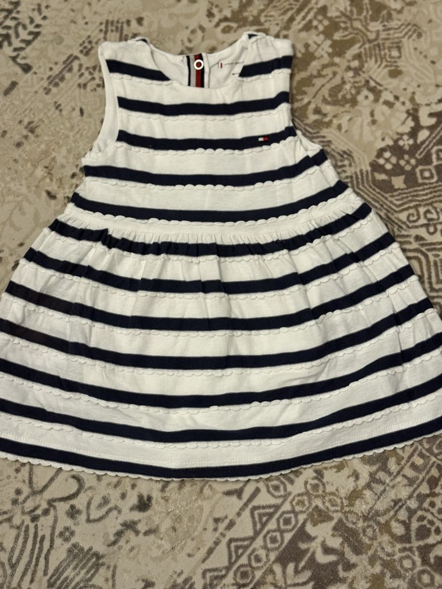 Vestiti & Gonne: Tommy Hilfiger Kleid Baby 68 – Usato da Küssnacht am Rigi venduto da car_9p8w 1