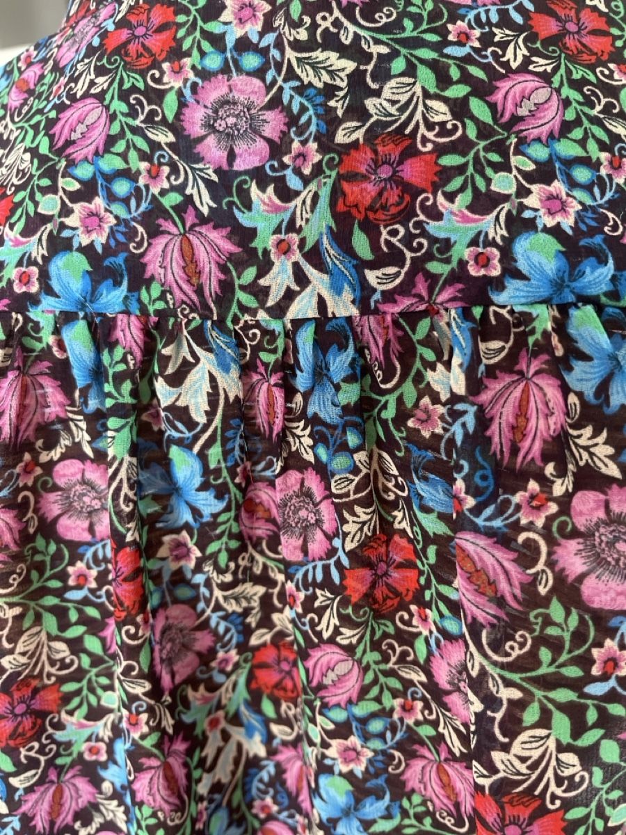 Camicette: Farbige Blumenbluse mit rüschen, 36/38 – Usato da Solothurn venduto da Bobesch08 4