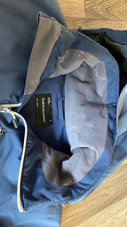 Peak Performance Jacken: Skijacke Peak Performance Herren Grösse M – Gebraucht aus Adelboden von SimbaCarfield 2