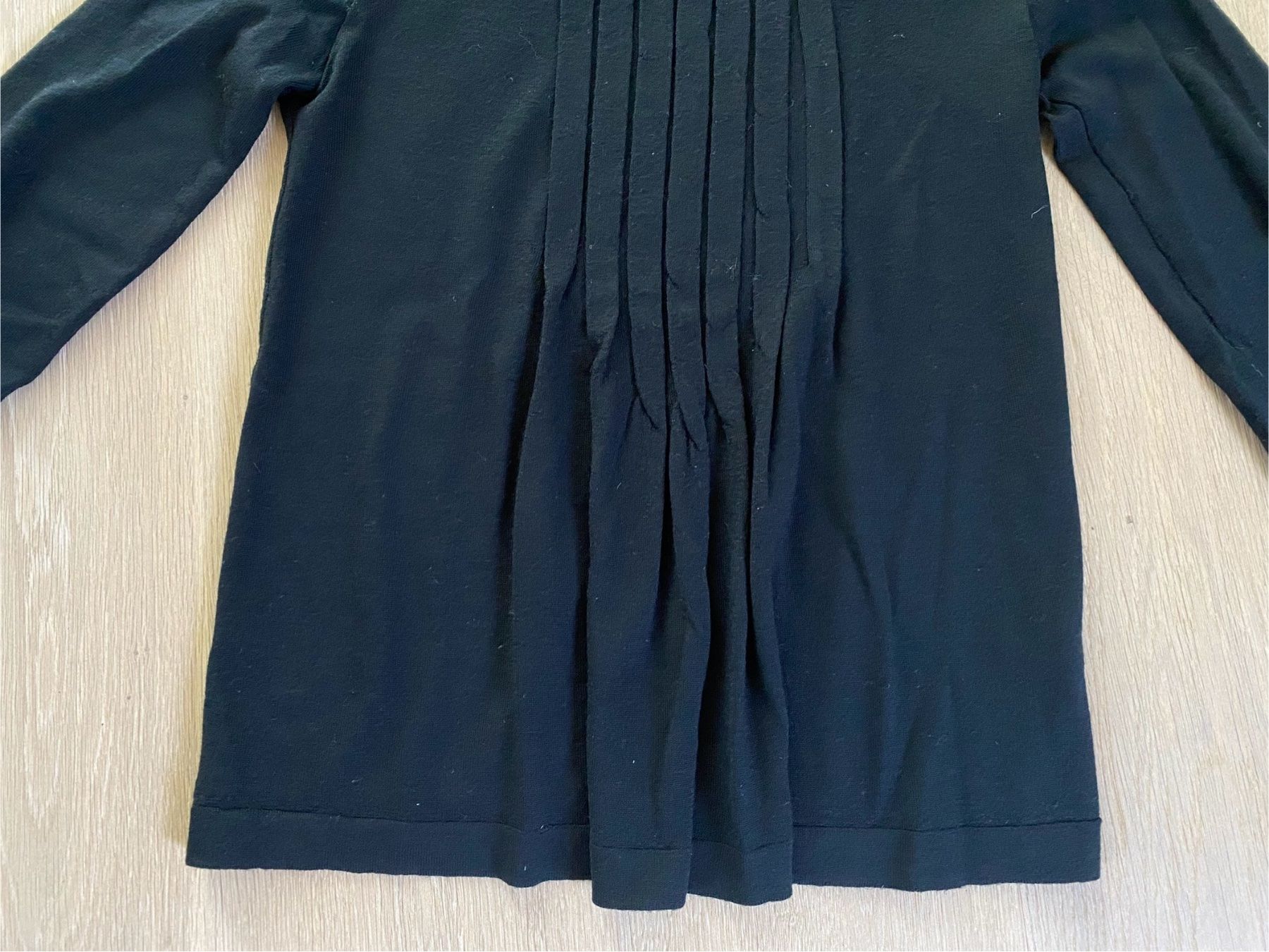 Bally Pullover & Sweatshirts: Neuwertiger schwarzer Bally Pullover Grösse 36 – Gebraucht aus Winkel von Flyhy2020 2