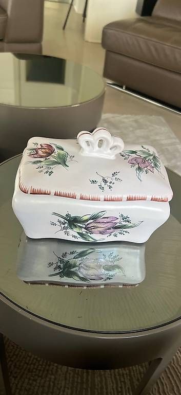Barattoli: Boîte en céramique vintage  – Usato da Grand-Lancy venduto da Limane