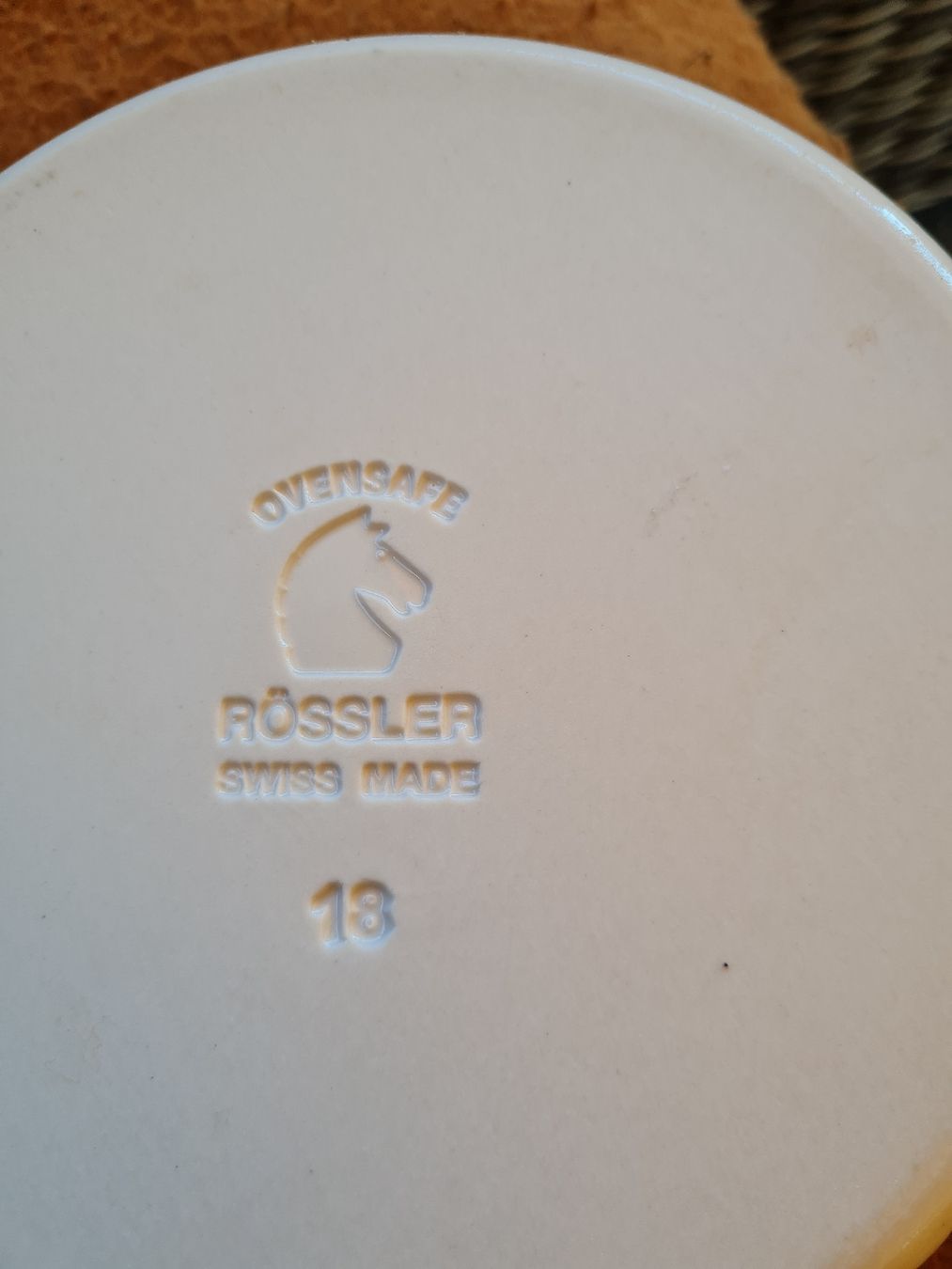 Rössler Teglie da forno: Rössler Auflaufform rund . Neu – Nuovo (secondo la descrizione) da Münsingen venduto da Cuci31 3