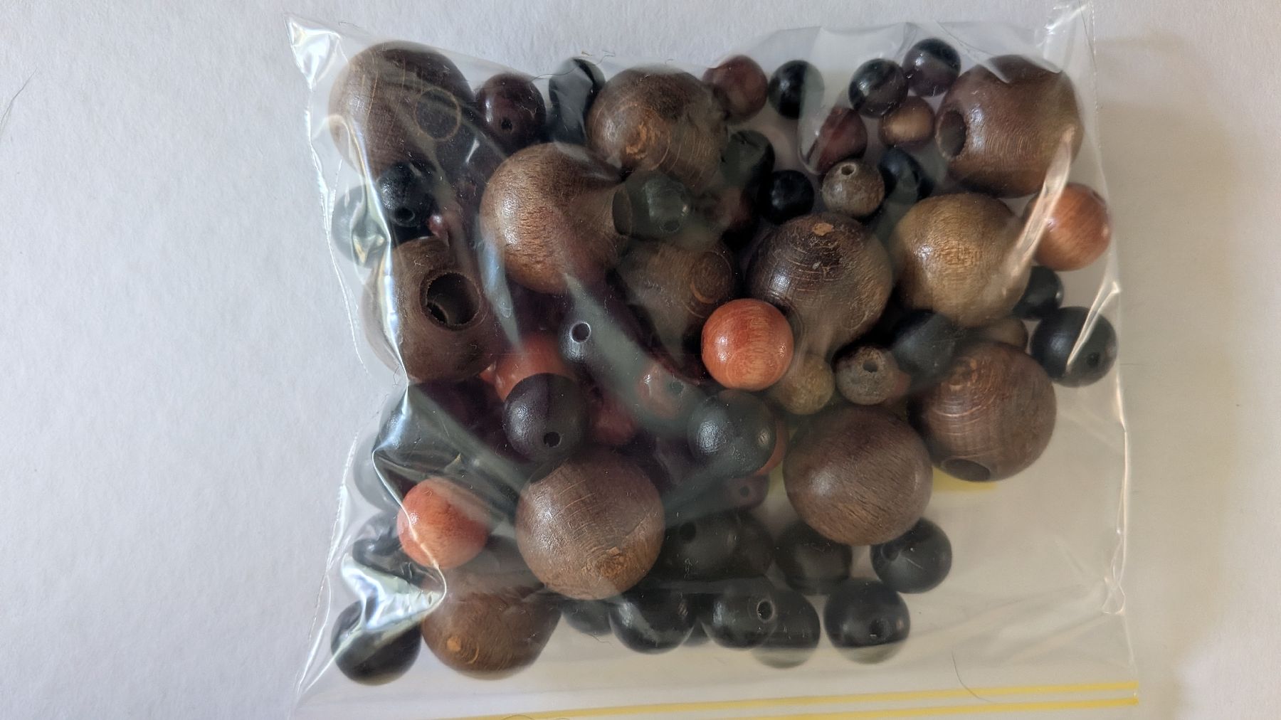 Perlen (unechte): Diverse Sets an Schmuckperlen aus Holz, Glas, Stein – Gebraucht aus Rüschlikon von frau_rose 6