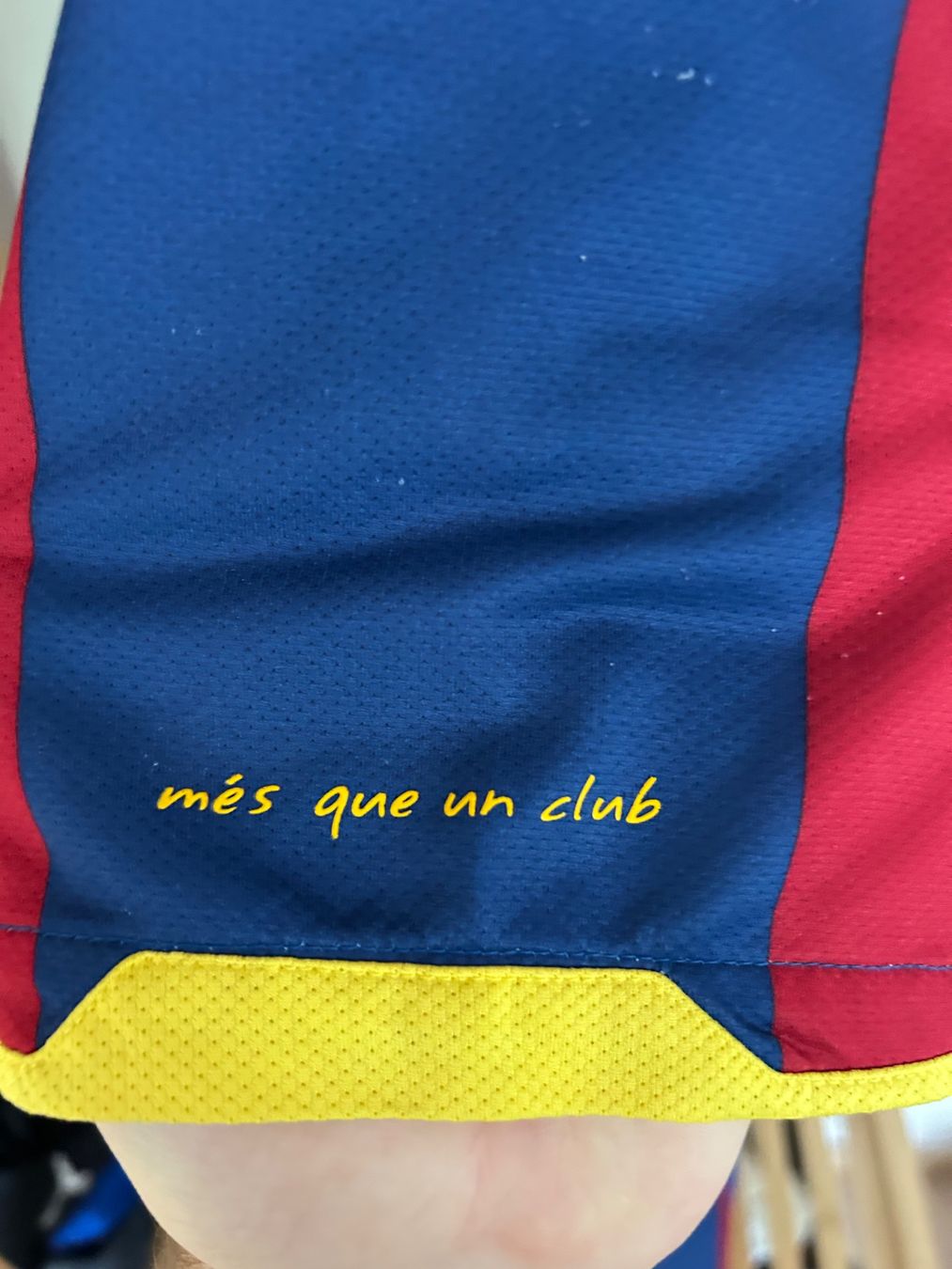 FC Barcelona Canottiere & Pantaloni: Maillot Barcelone 2010 – Usato da Courgenay venduto da mar_w26c 3