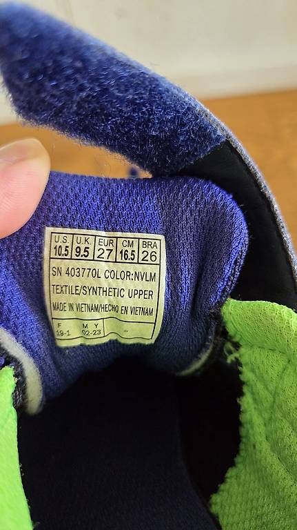 Schuhe für Jungen: sketchers turnschuhe gr. 27 – Gebraucht aus Niederwangen BE von Hmela 1